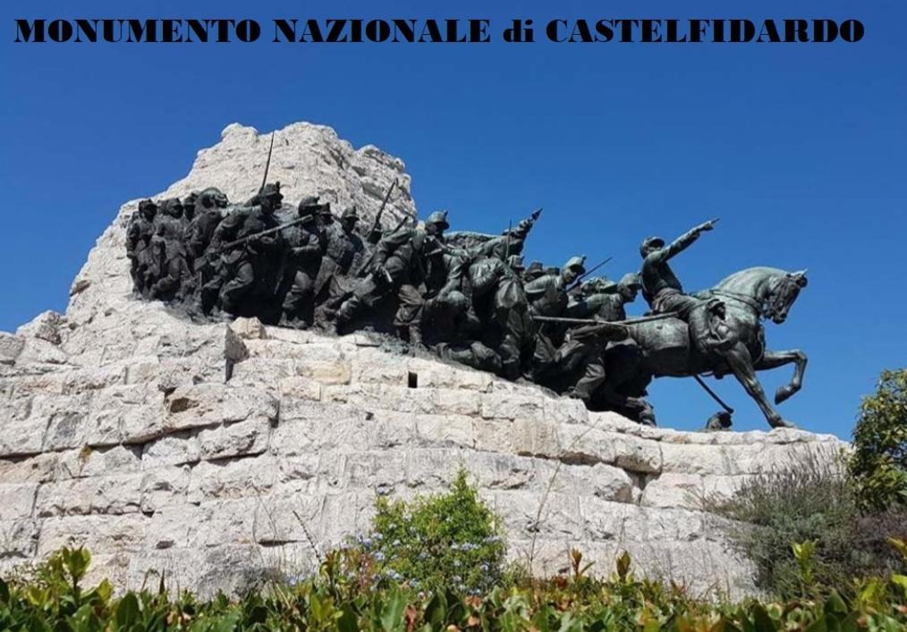 Appartamento indipendente in villa Castelfidardo Esterno foto