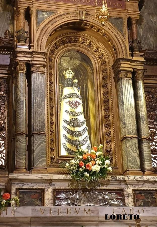 Appartamento indipendente in villa Castelfidardo Esterno foto
