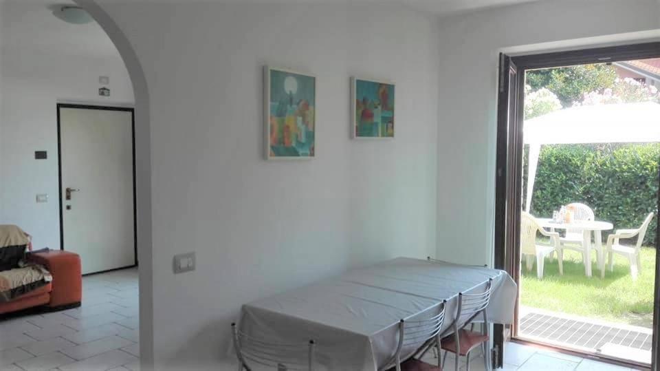 Appartamento indipendente in villa Castelfidardo Esterno foto